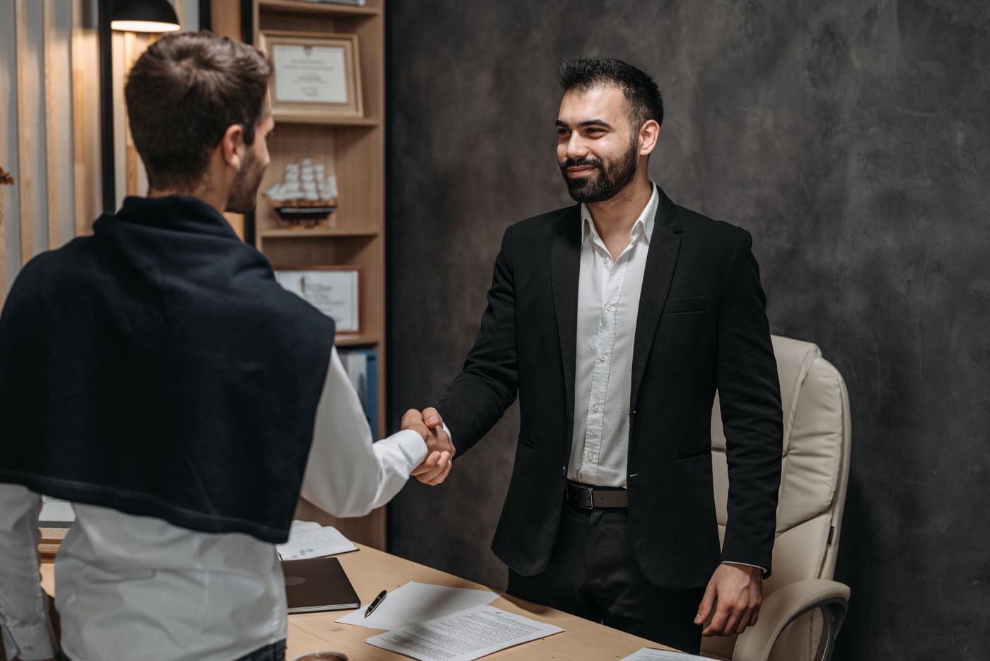 NRI client consulting a Chennai divorce lawyer